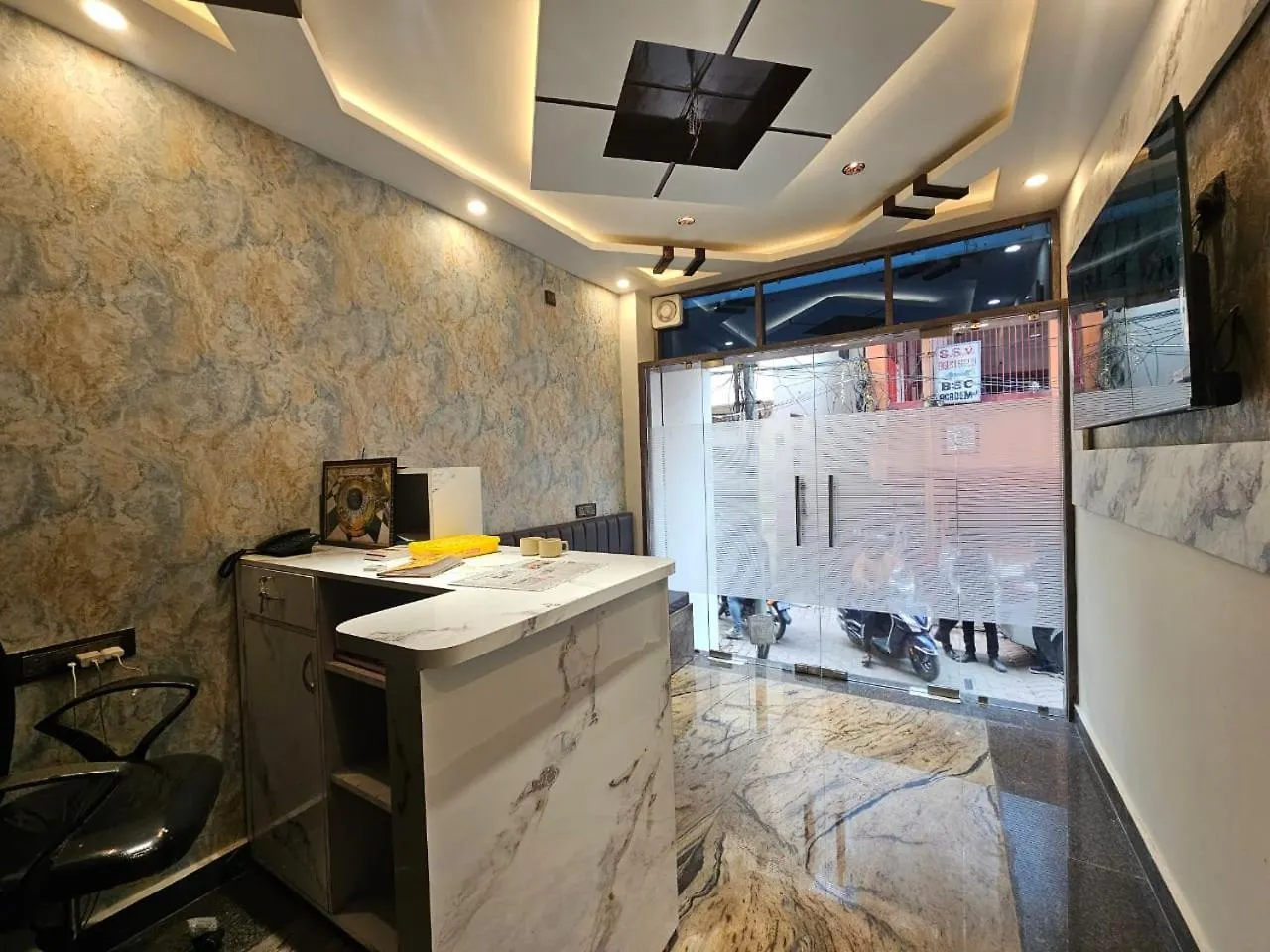 Mm Grand Hotel Varanasi 0*,