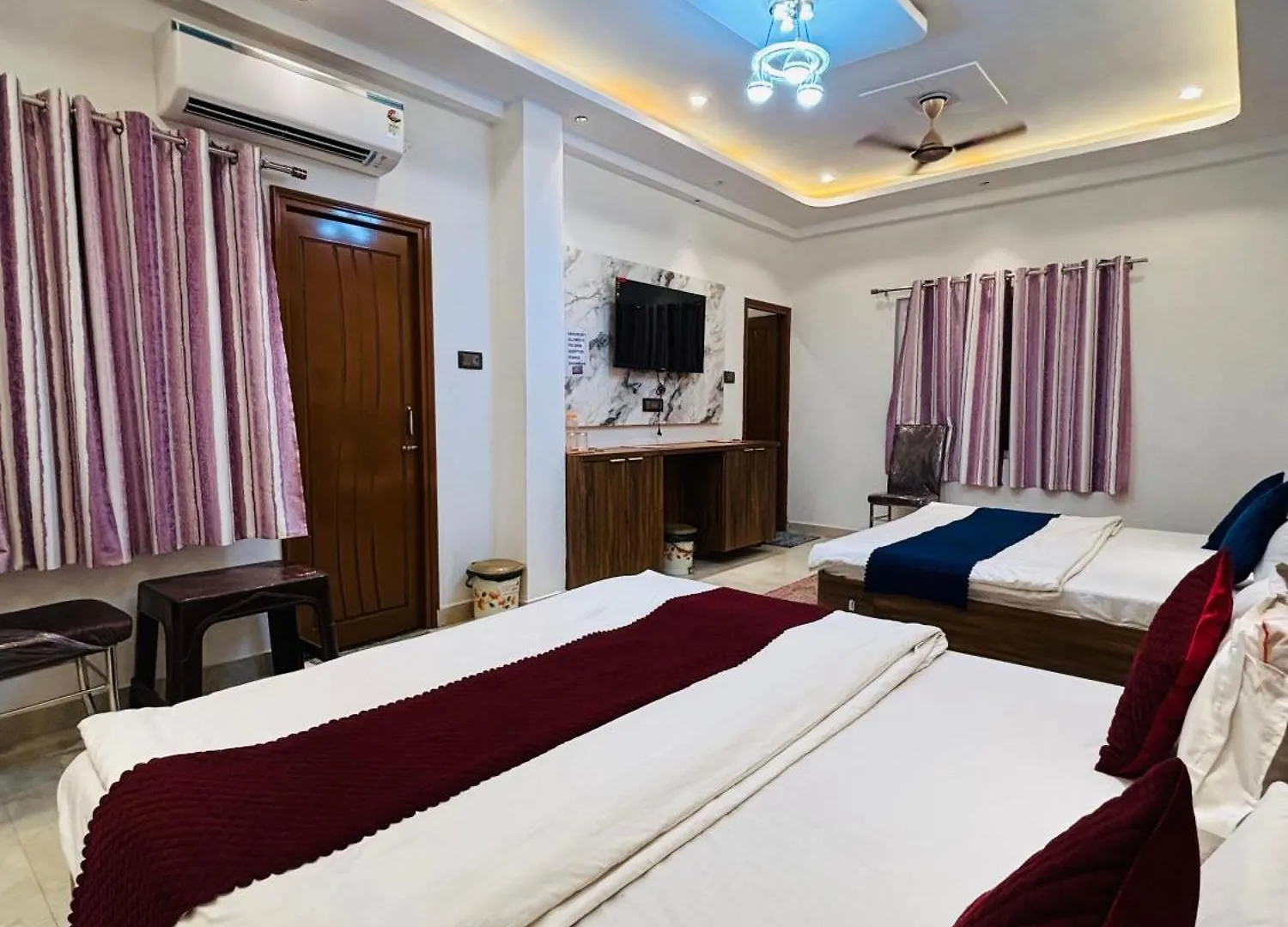 Mm Grand Hotel Varanasi India
